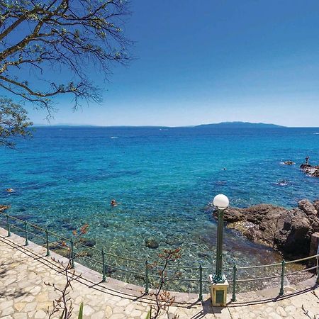 4 Bedroom Nice Apartment In Opatija Exterior foto