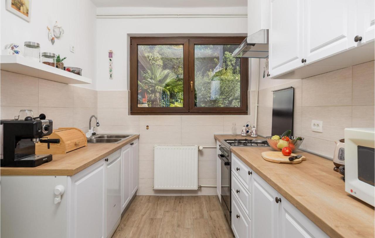4 Bedroom Nice Apartment In Opatija Exterior foto